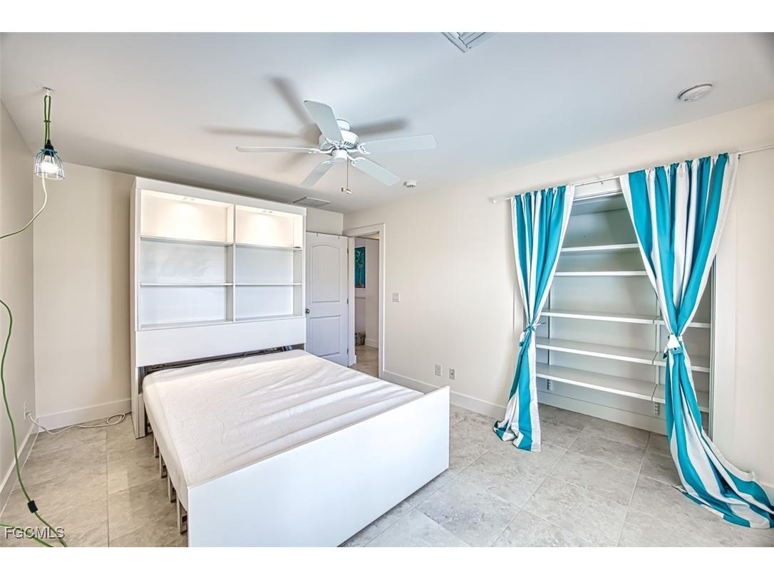 1233/1235 Middle Gulf Drive Sanibel FL 33957 2025026420 image31