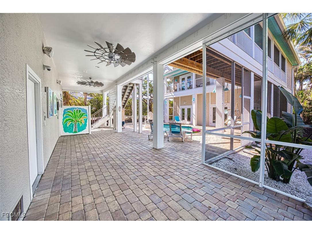 1233/1235 Middle Gulf Drive Sanibel FL 33957 2025026420 image40