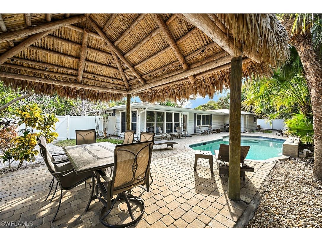 1235 Milano Drive Naples FL 34103 224009707 image1