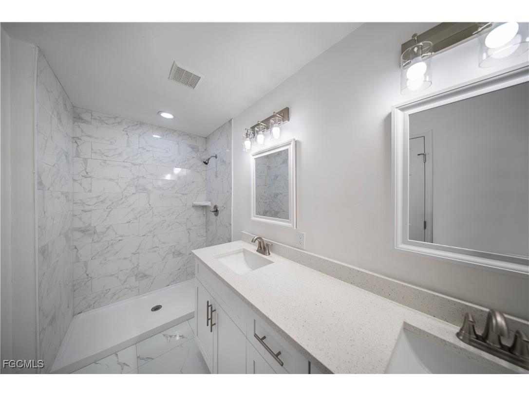 1235 NW 33rd Place Cape Coral FL 33993 2025023846 image10