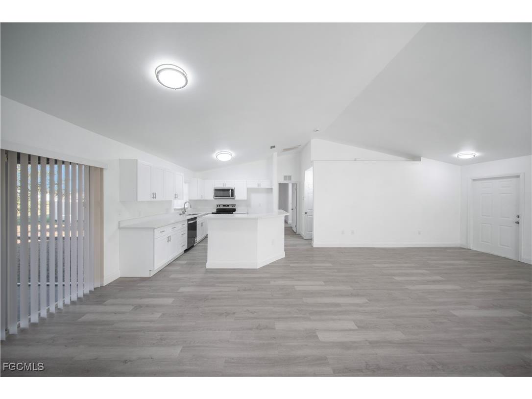 1235 NW 33rd Place Cape Coral FL 33993 2025023846 image6