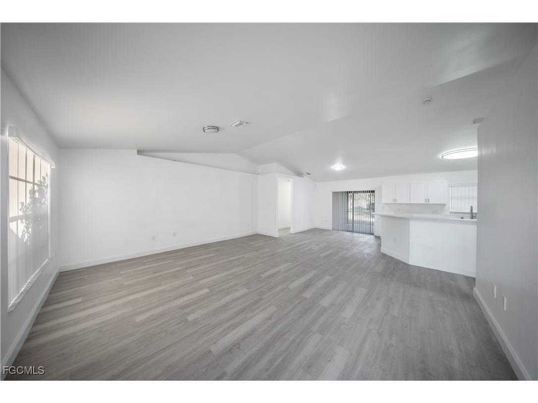 1235 NW 33rd Place Cape Coral FL 33993 2025023846 image7