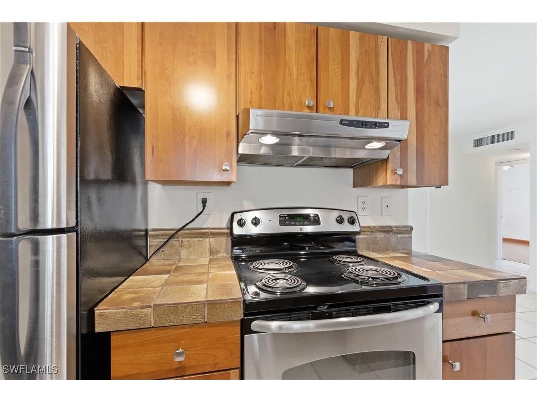 1235 Rordon Avenue Naples FL 34103 225079812 image11