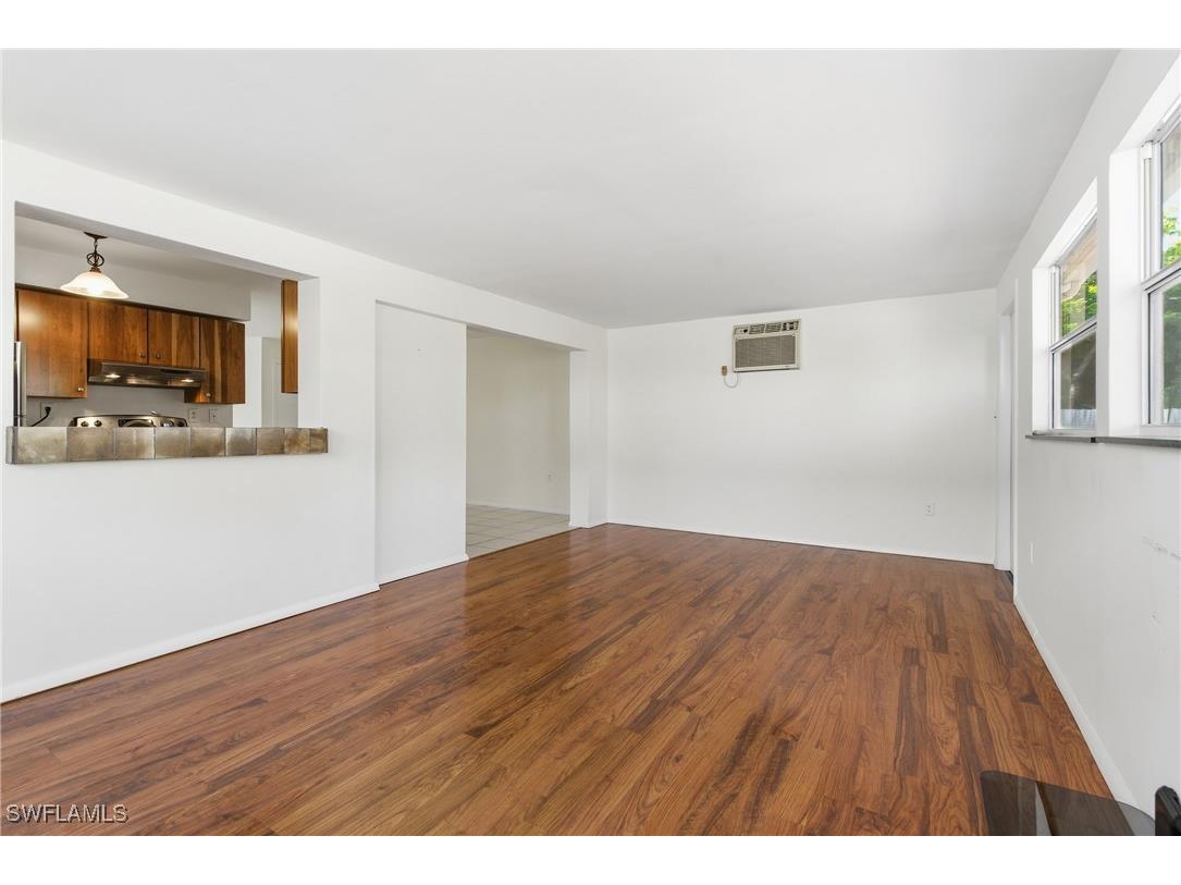 1235 Rordon Avenue Naples FL 34103 225079812 image16