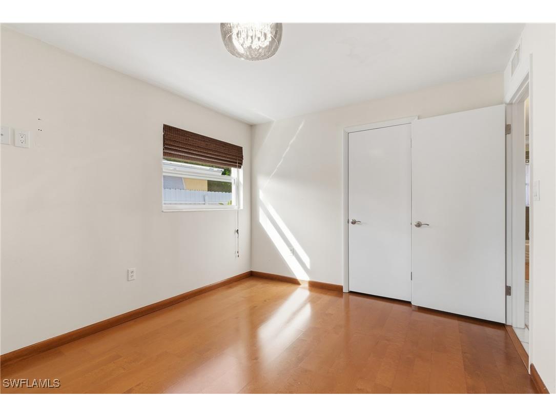 1235 Rordon Avenue Naples FL 34103 225079812 image25