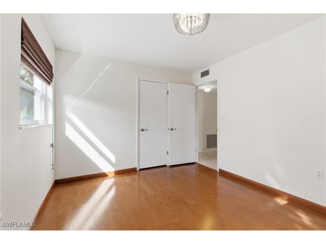 1235 Rordon Avenue Naples FL 34103 225079812 image26