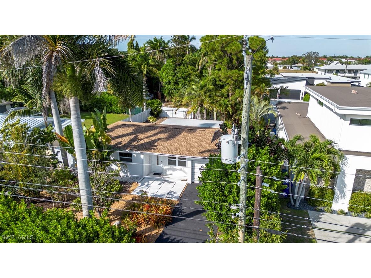 1235 Rordon Avenue Naples FL 34103 225079812 image43