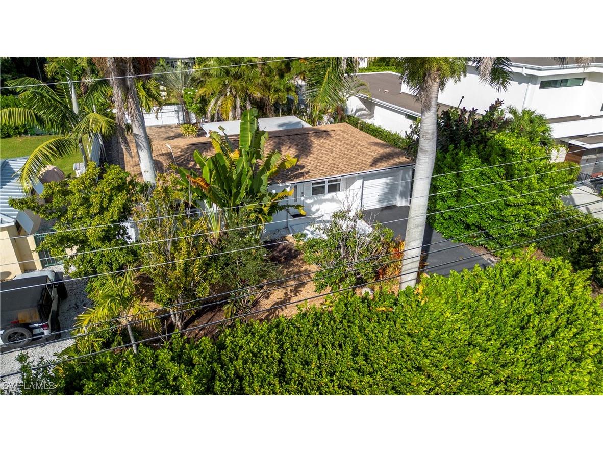 1235 Rordon Avenue Naples FL 34103 225079812 image44