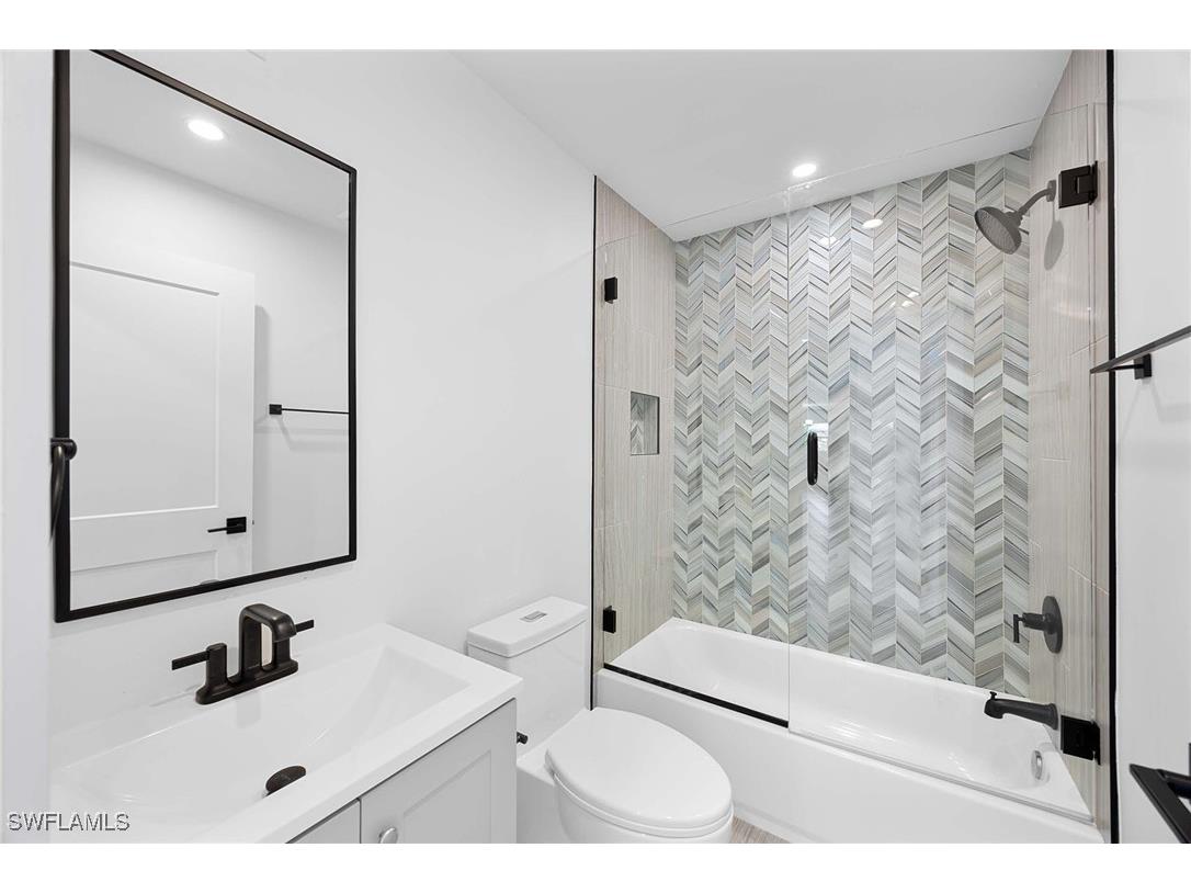 1235 Woodridge Avenue Naples FL 34103 225074574 image20