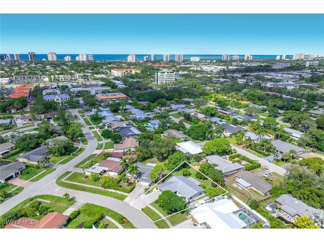 1235 Woodridge Avenue Naples FL 34103 225074574 image5