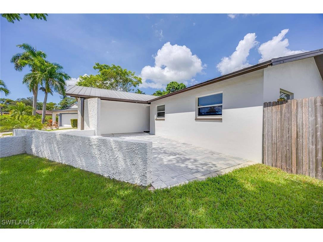 1235 Woodridge Avenue Naples FL 34103 225074574 image7