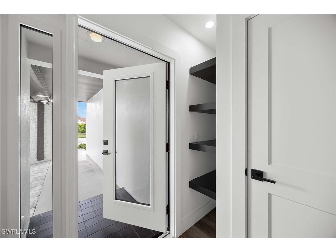 1235 Woodridge Avenue Naples FL 34103 225074574 image8