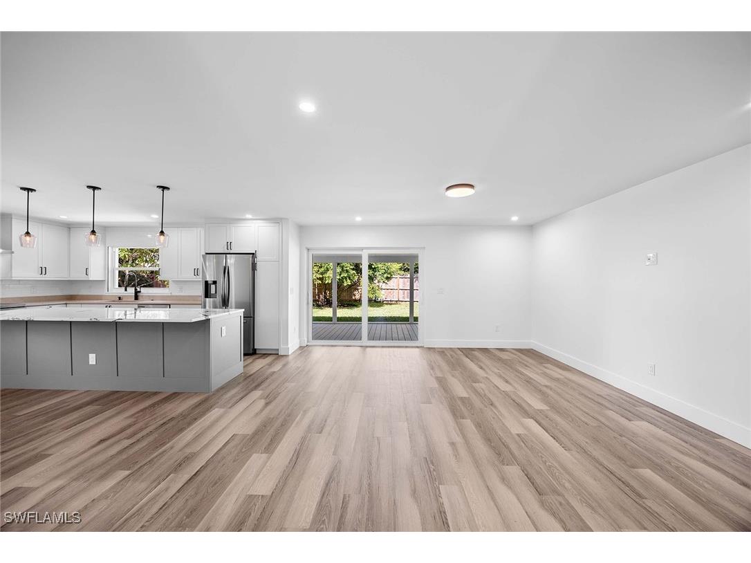 1235 Woodridge Avenue Naples FL 34103 225074574 image9