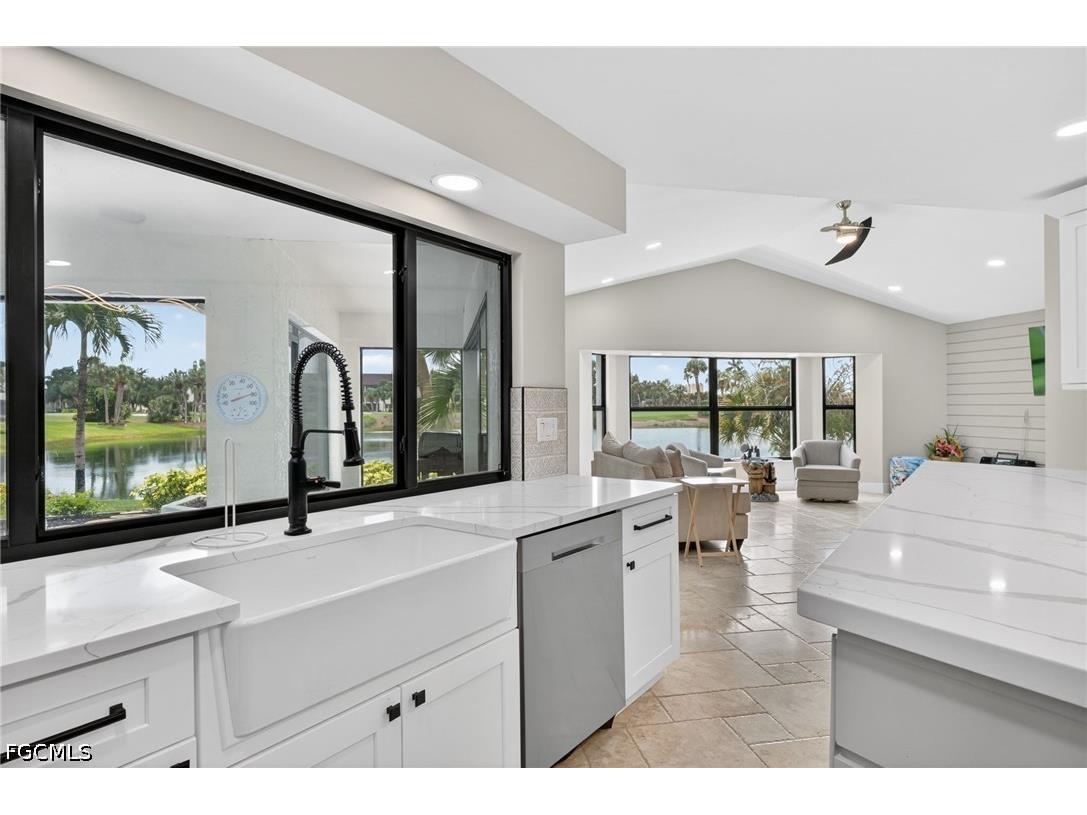 12351 Kelly Sands Way Fort Myers FL 33908 2026018197 image17