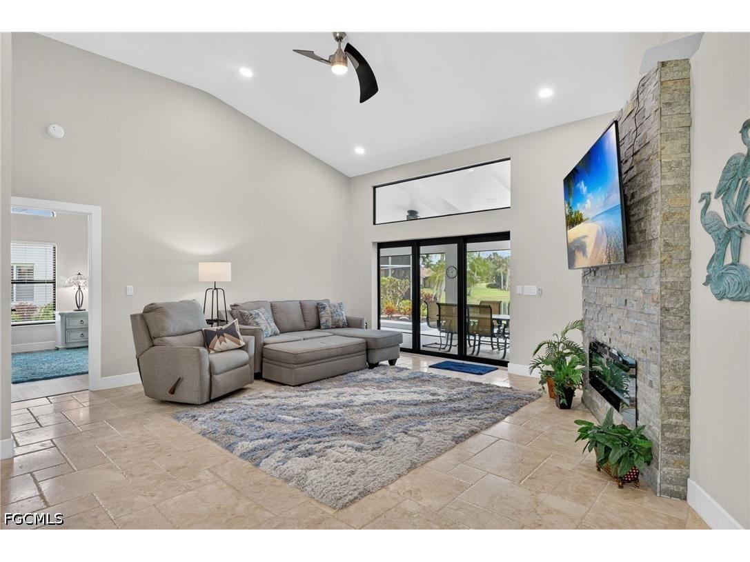 12351 Kelly Sands Way Fort Myers FL 33908 2026018197 image5