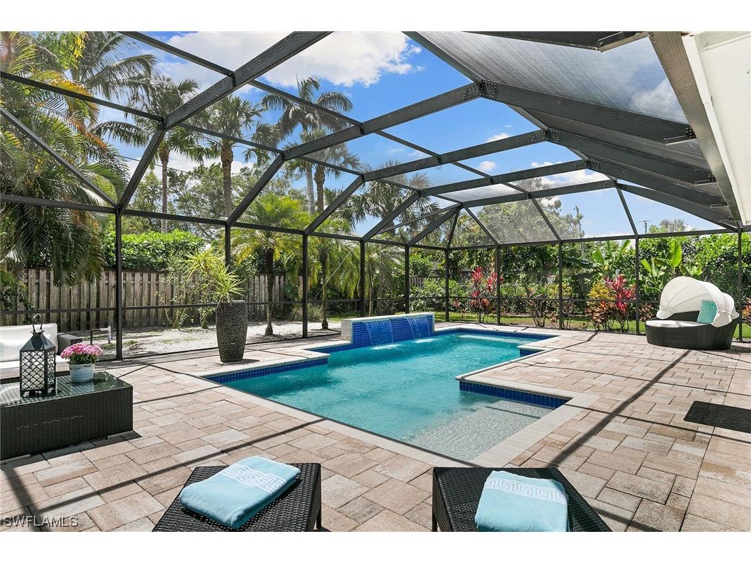 1236 13th Avenue N Naples FL 34102 223027647 image1