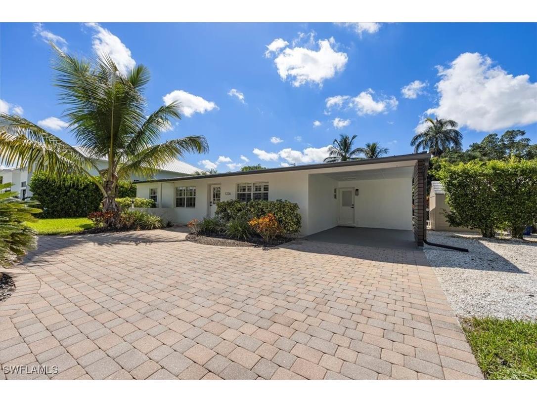 1236 13th Avenue N Naples FL 34102 225070575 image3