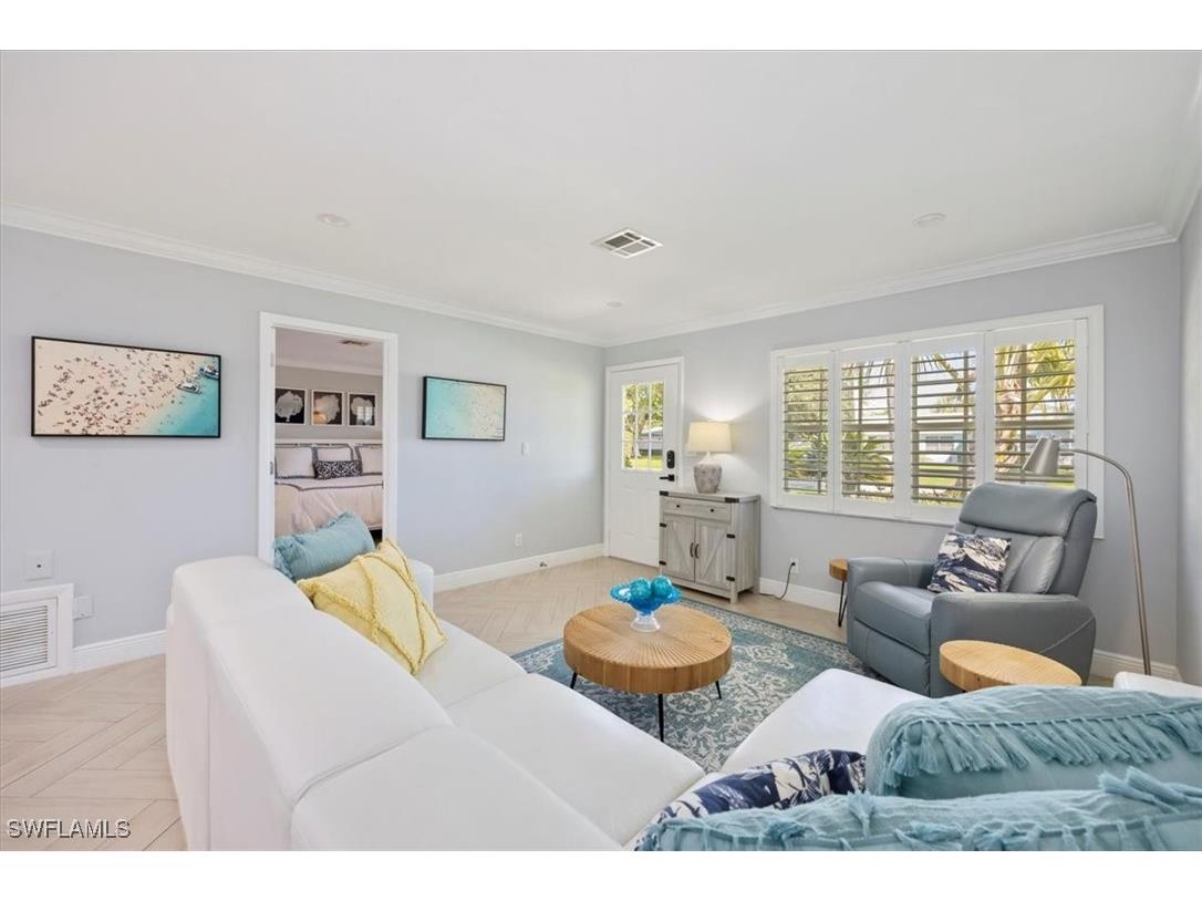 1236 13th Avenue N Naples FL 34102 225070575 image4