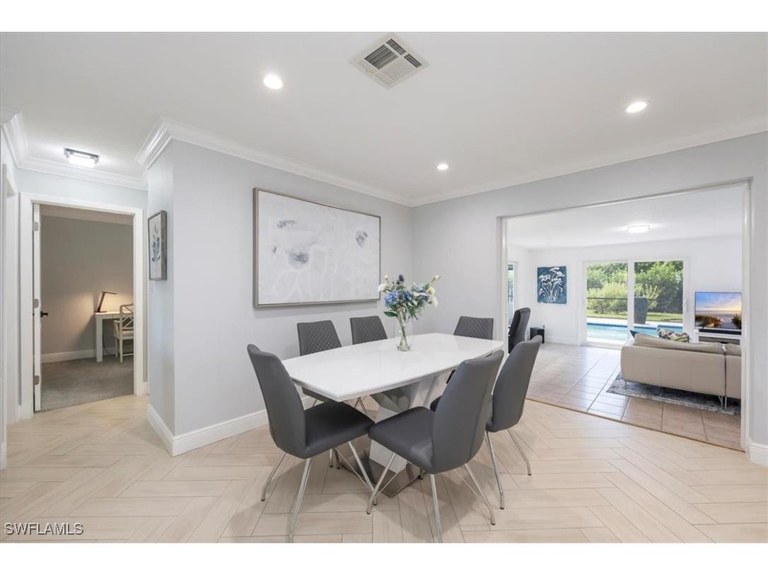 1236 13th Avenue N Naples FL 34102 225070575 image7