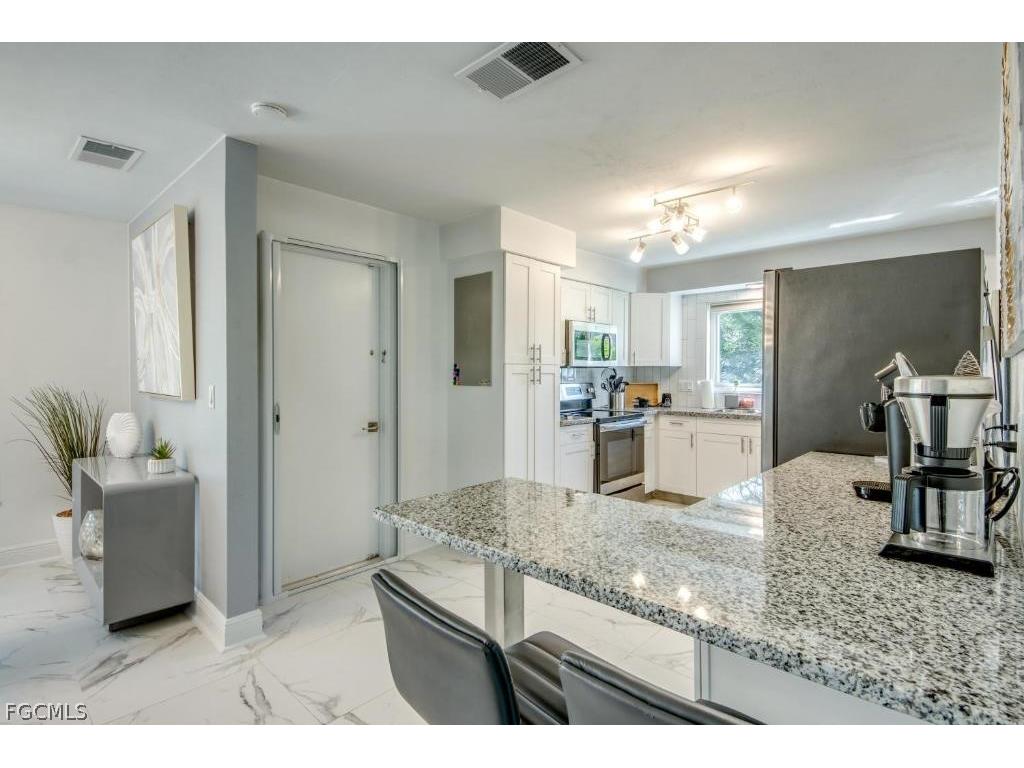 1236 El Dorado Parkway E Cape Coral FL 33904 2026010073 image24