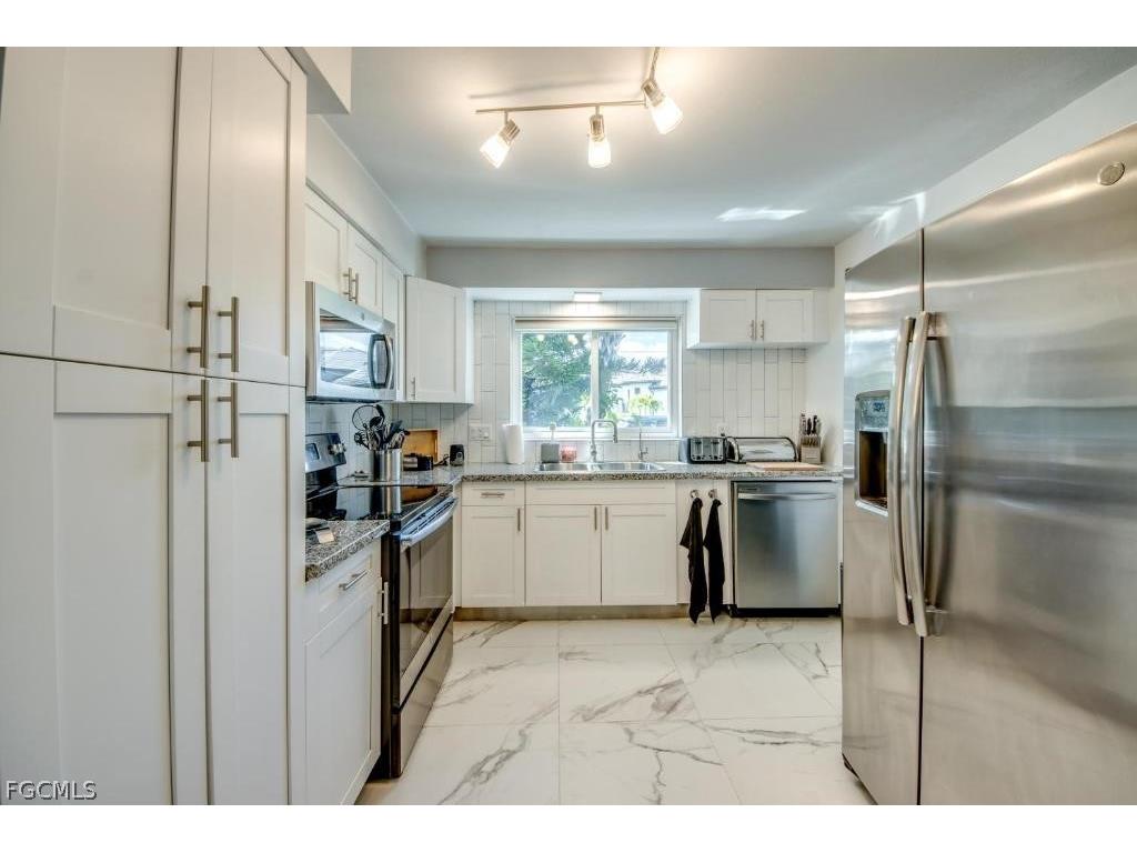 1236 El Dorado Parkway E Cape Coral FL 33904 2026010073 image25
