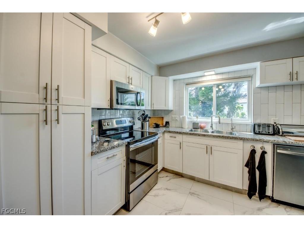 1236 El Dorado Parkway E Cape Coral FL 33904 2026010073 image26