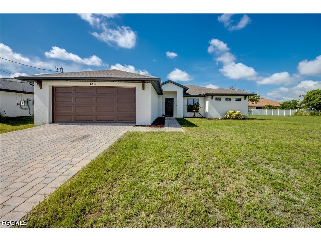 1236 NW 18th Terrace Cape Coral FL 33993 2026027962 image1