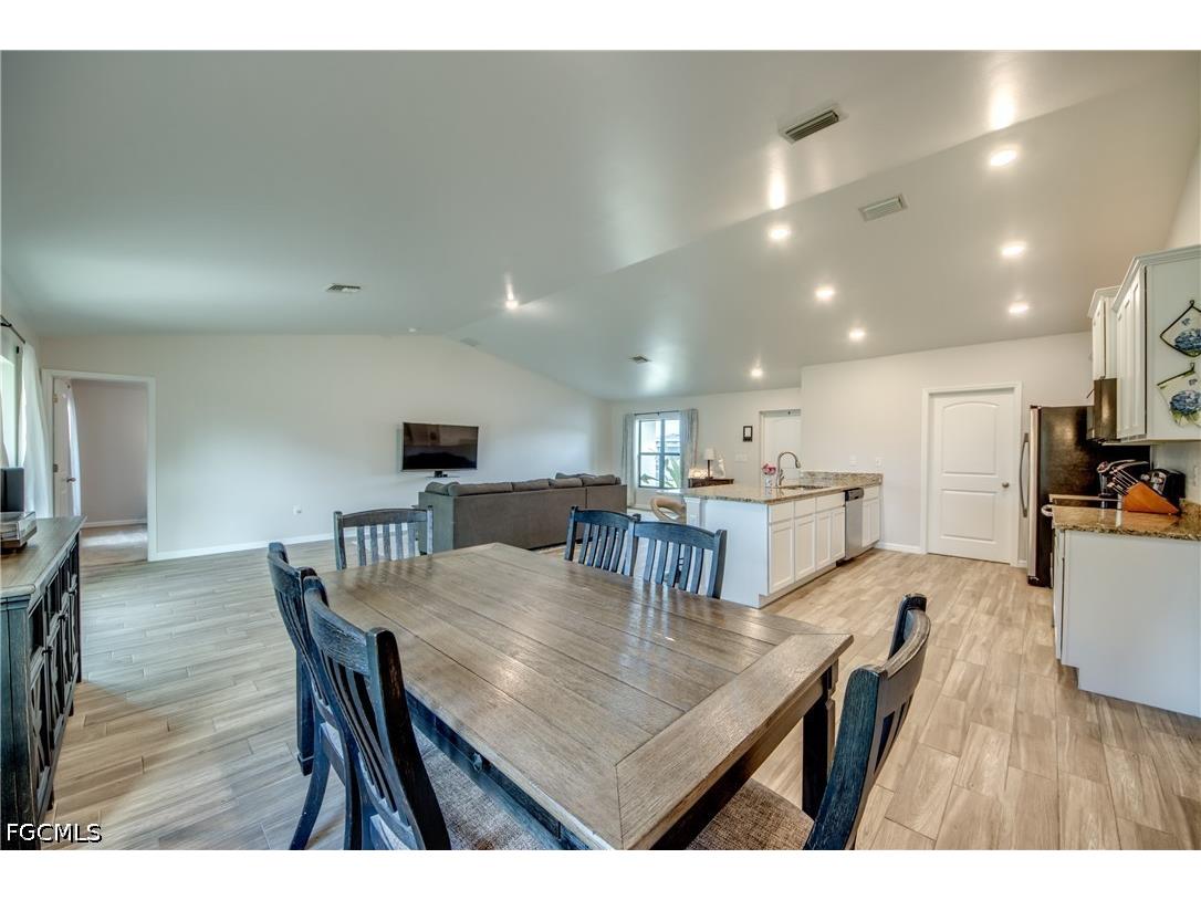 1236 NW 18th Terrace Cape Coral FL 33993 2026027962 image14
