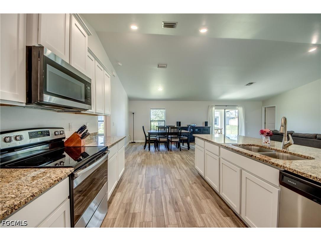 1236 NW 18th Terrace Cape Coral FL 33993 2026027962 image20