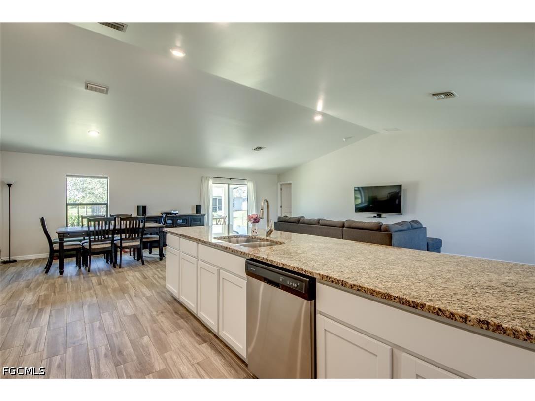 1236 NW 18th Terrace Cape Coral FL 33993 2026027962 image22