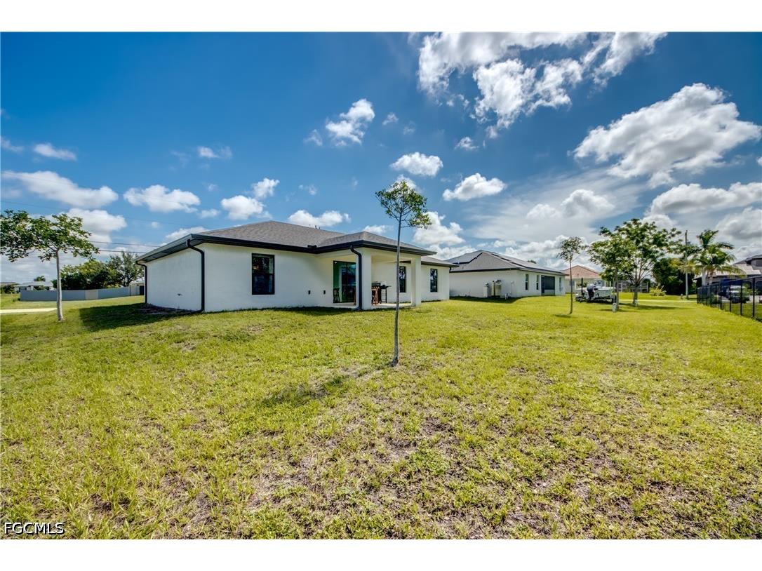 1236 NW 18th Terrace Cape Coral FL 33993 2026027962 image45