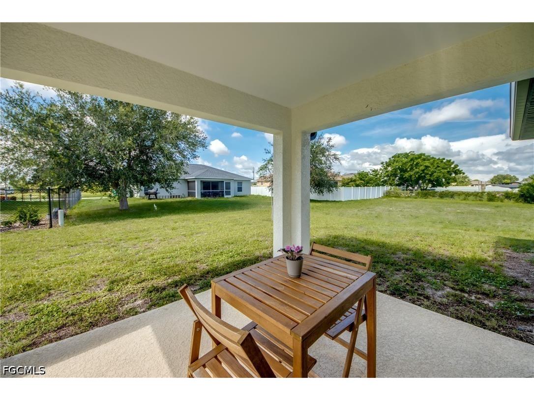 1236 NW 18th Terrace Cape Coral FL 33993 2026027962 image6
