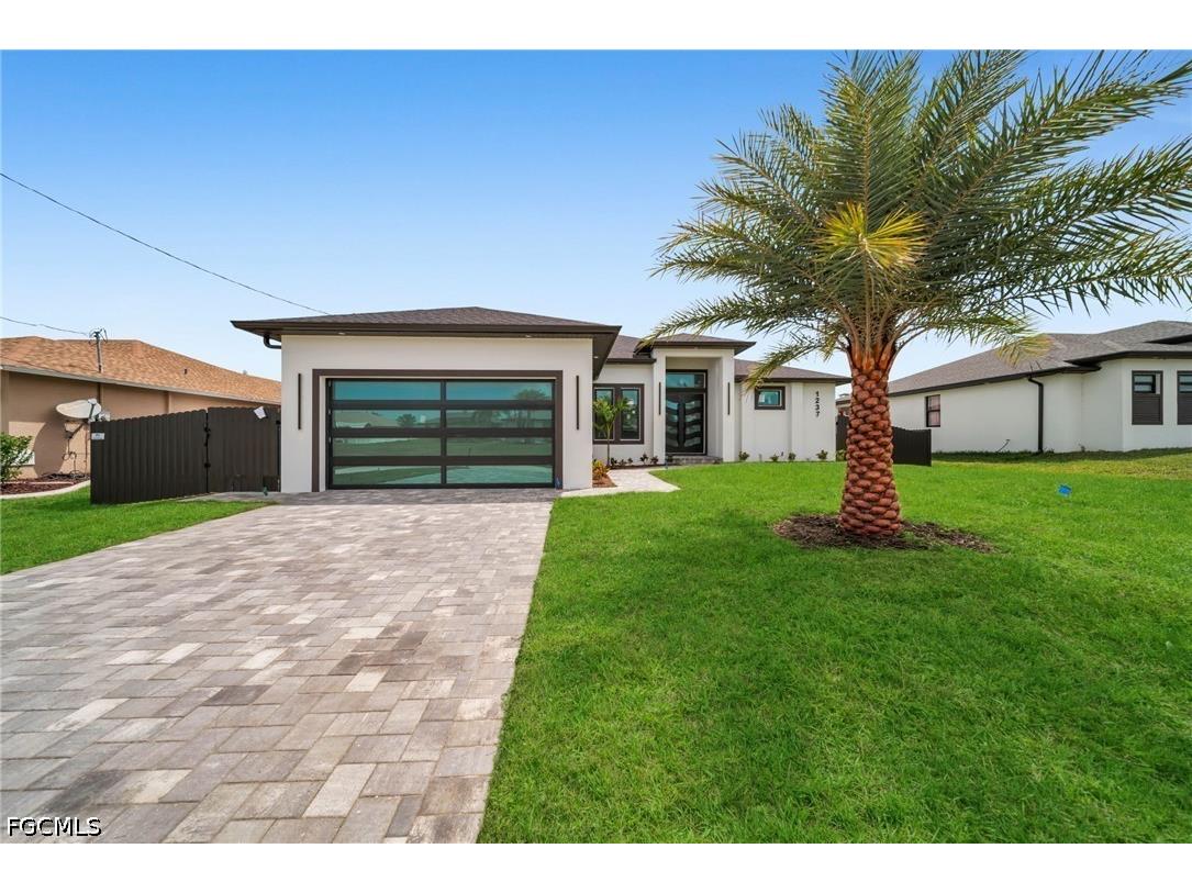 1237 NW 37th Avenue Cape Coral FL 33993 2026016247 image1
