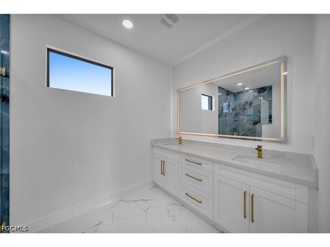 1237 NW 37th Avenue Cape Coral FL 33993 2026016247 image22