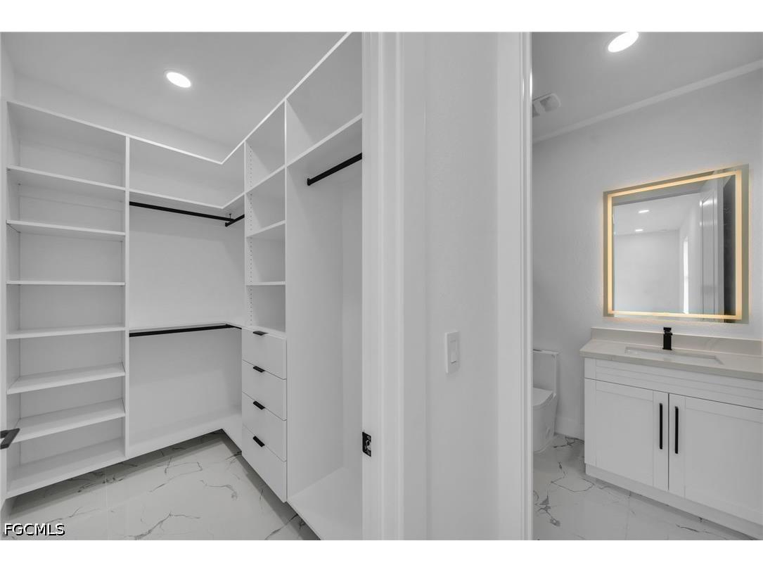 1237 NW 37th Avenue Cape Coral FL 33993 2026016247 image27