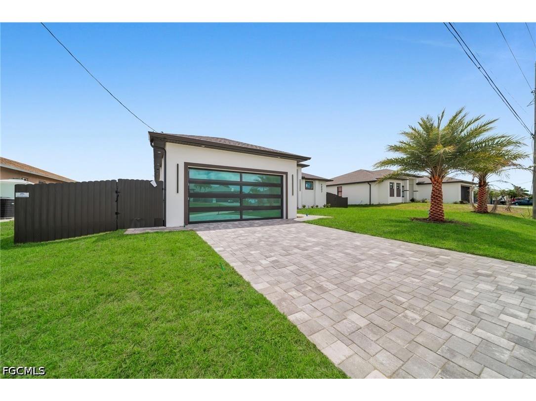 1237 NW 37th Avenue Cape Coral FL 33993 2026016247 image3