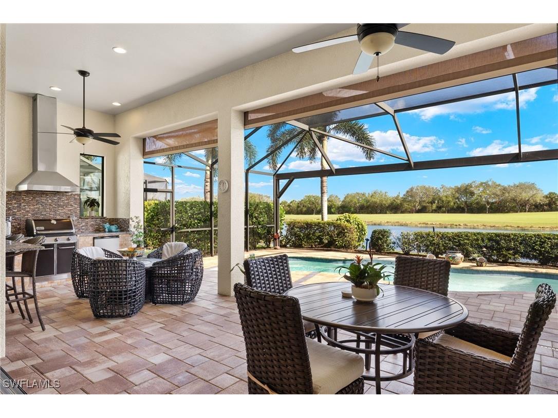 12384 Wisteria Drive Naples FL 34120 224092413 image1