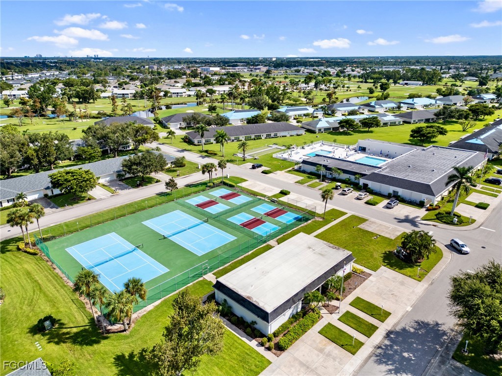 1239 Broadwater Drive Fort Myers FL 33919 2025010720 image27