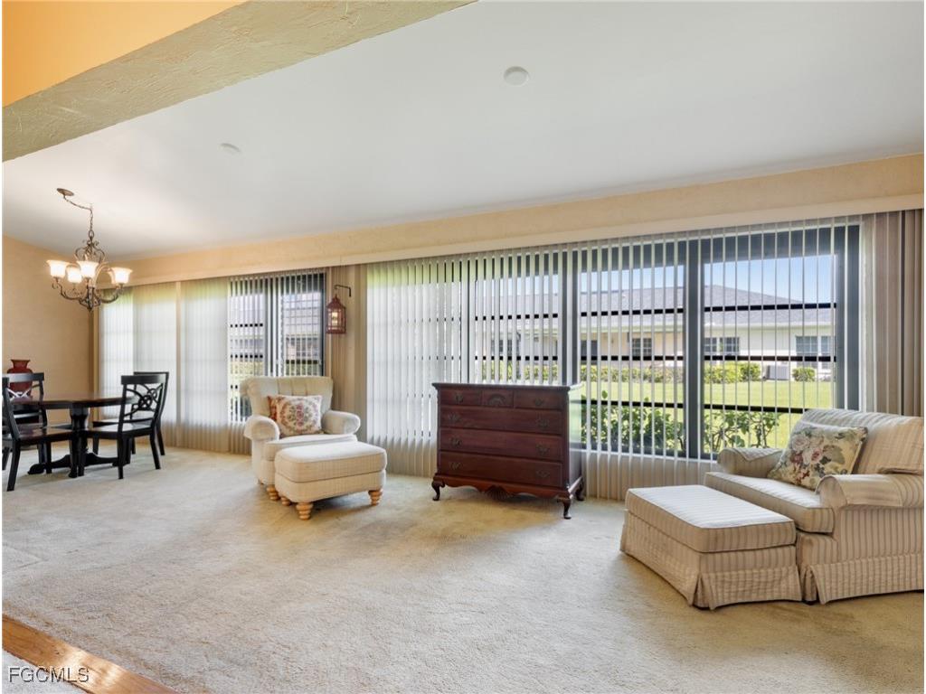 1239 Broadwater Drive Fort Myers FL 33919 2025010720 image8