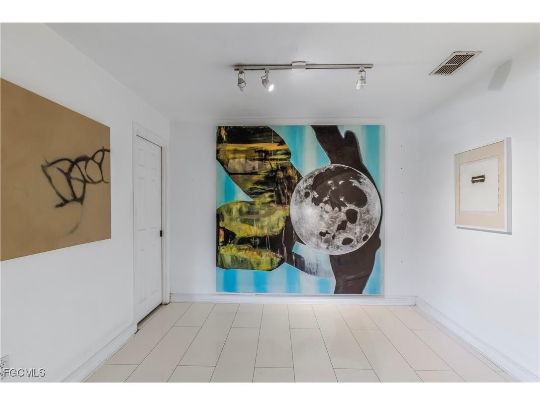 1239 Morningside Drive Fort Myers FL 33901 2025016856 image5