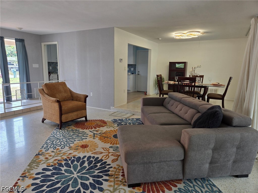 1239 Stadler Drive Fort Myers FL 33901 2026009166 image5