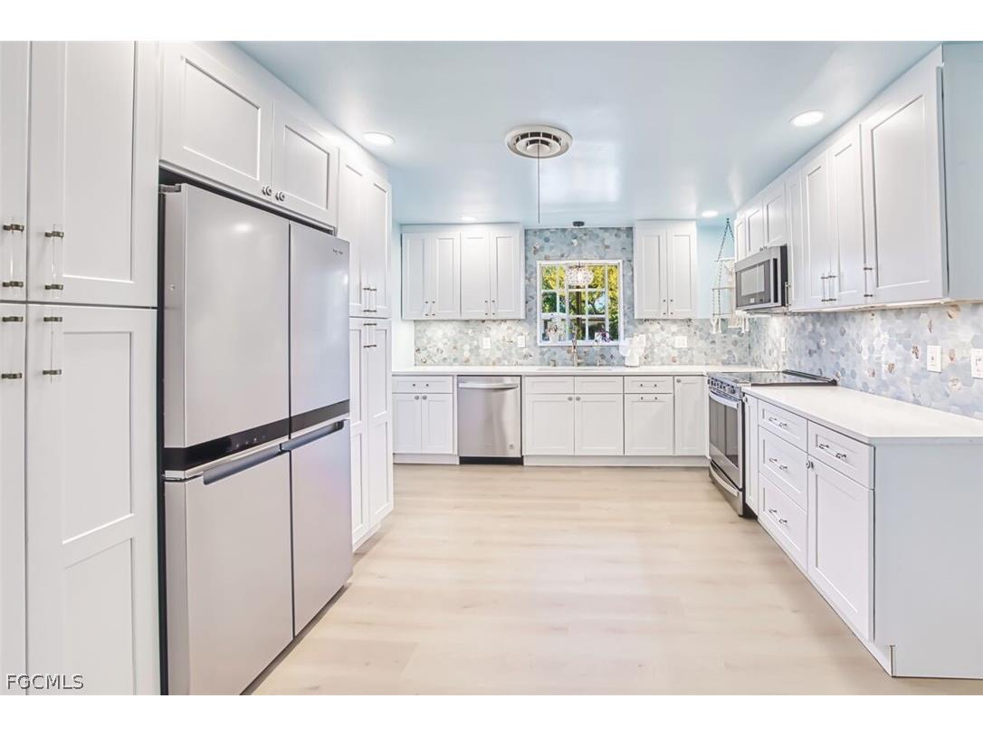 1239 Stadler Drive Fort Myers FL 33901 2026009166 image8