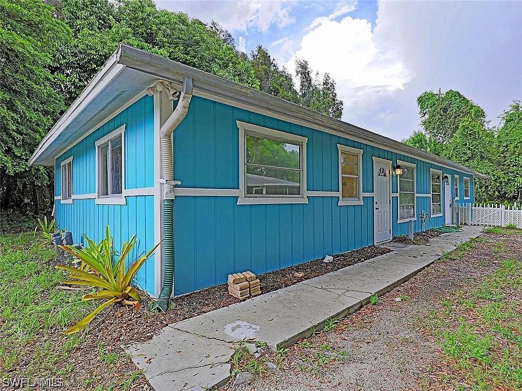 12394 Dolphin Road Bokeelia FL 33922 223050299 image1