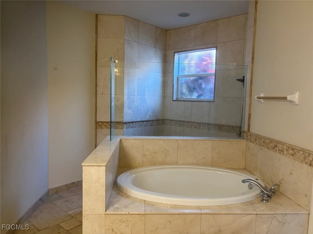 12398 Rock Ridge Lane Fort Myers FL 33913 2025019412 image8