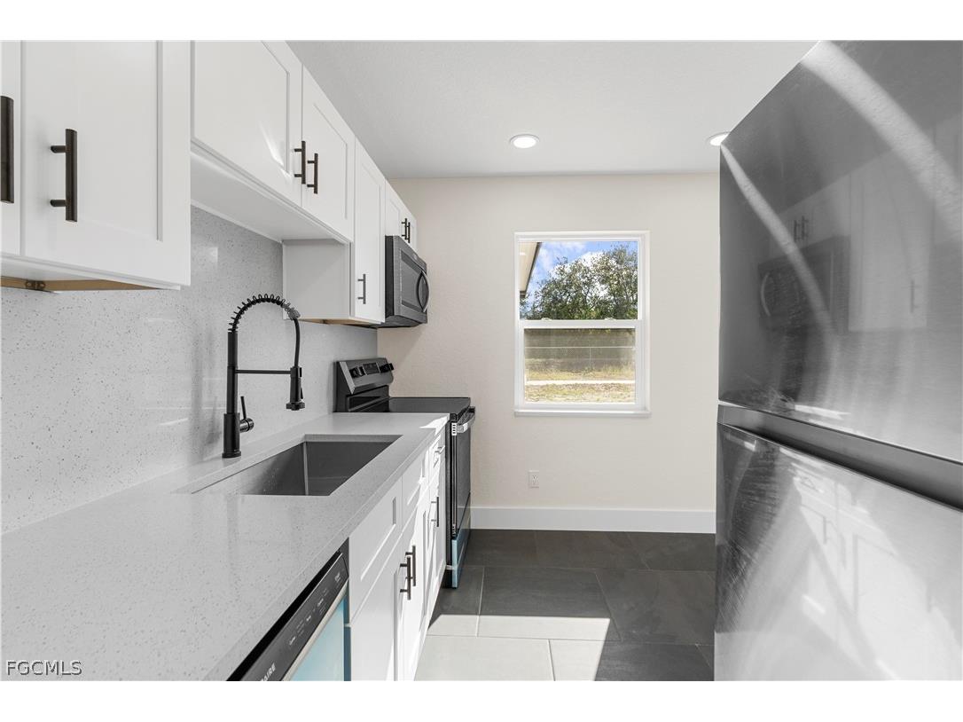 124 Andros Street Lehigh Acres FL 33936 2026007889 image5
