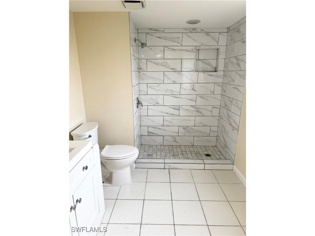 124 Cypress Way E #E3 Naples FL 34110 225081660 image6