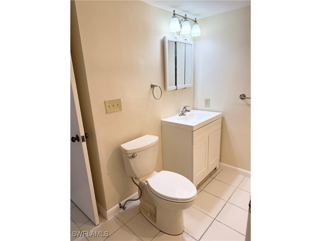 124 Cypress Way E #E3 Naples FL 34110 225081660 image9