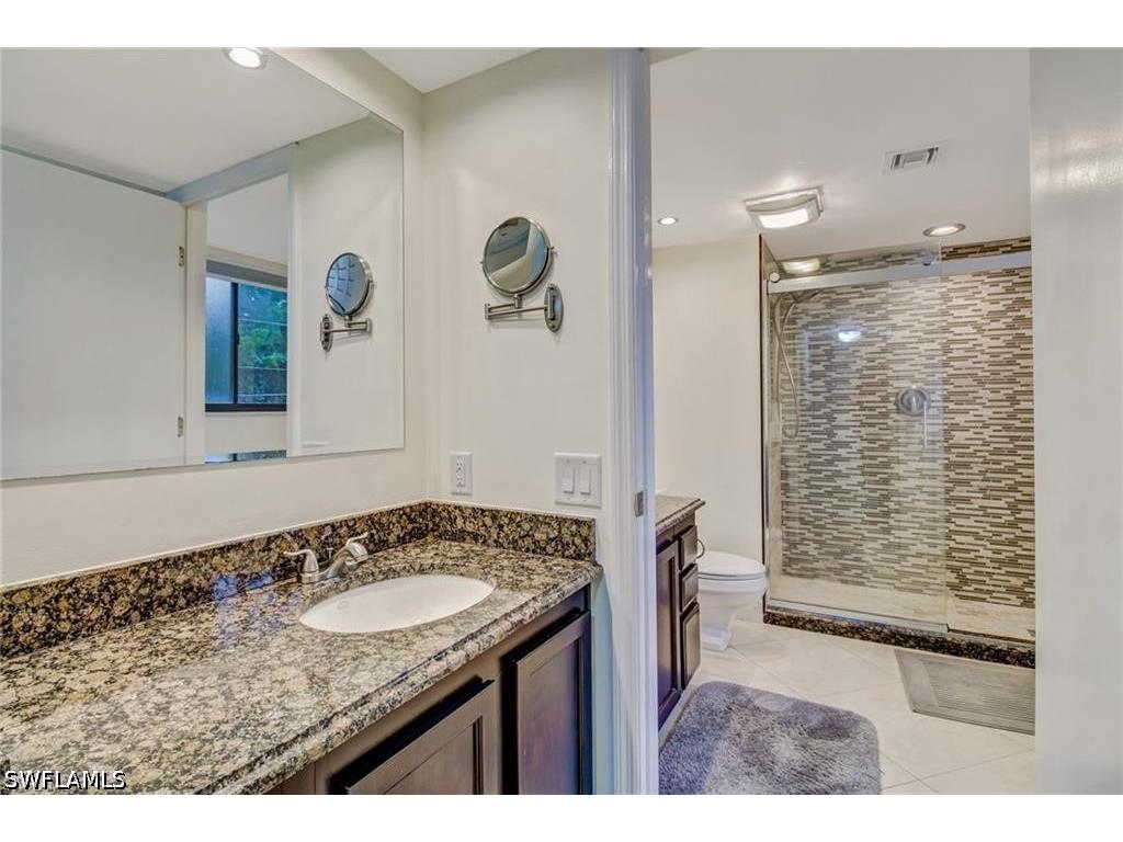124 Cypress Way E #E5 Naples FL 34110 226019964 image13