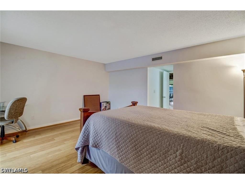 124 Cypress Way E #E5 Naples FL 34110 226019964 image15
