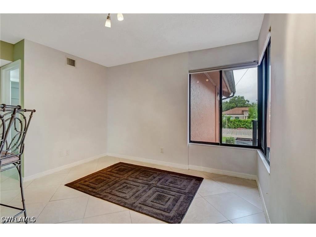 124 Cypress Way E #E5 Naples FL 34110 226019964 image5